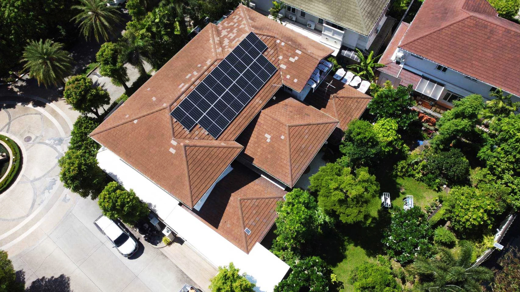 บ้านพักอาศัย (กรุงเทพมหานคร) – 10.7 kWp.