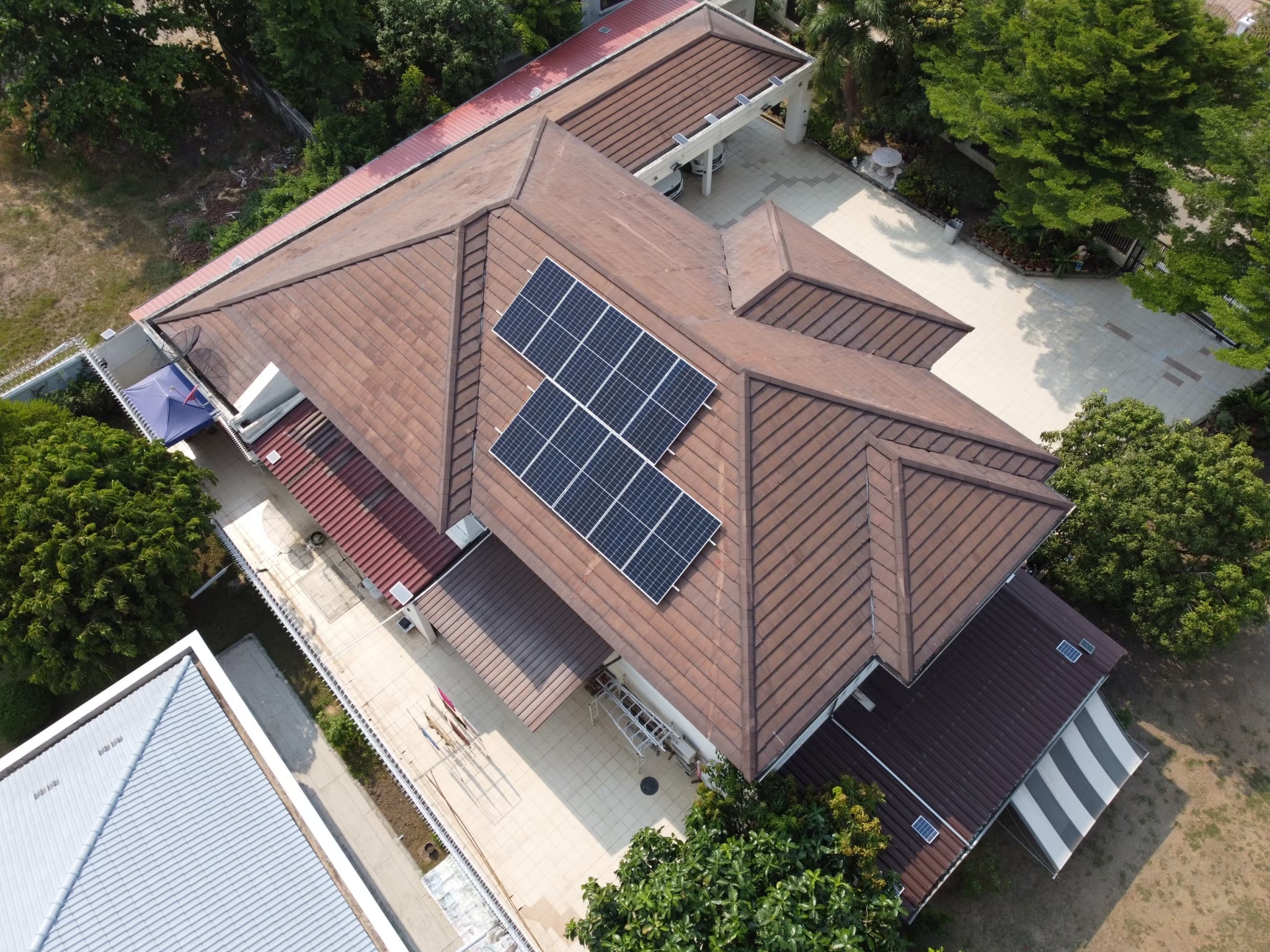บ้านพักอาศัย (กรุงเทพมหานคร) – 5.45 kWp.