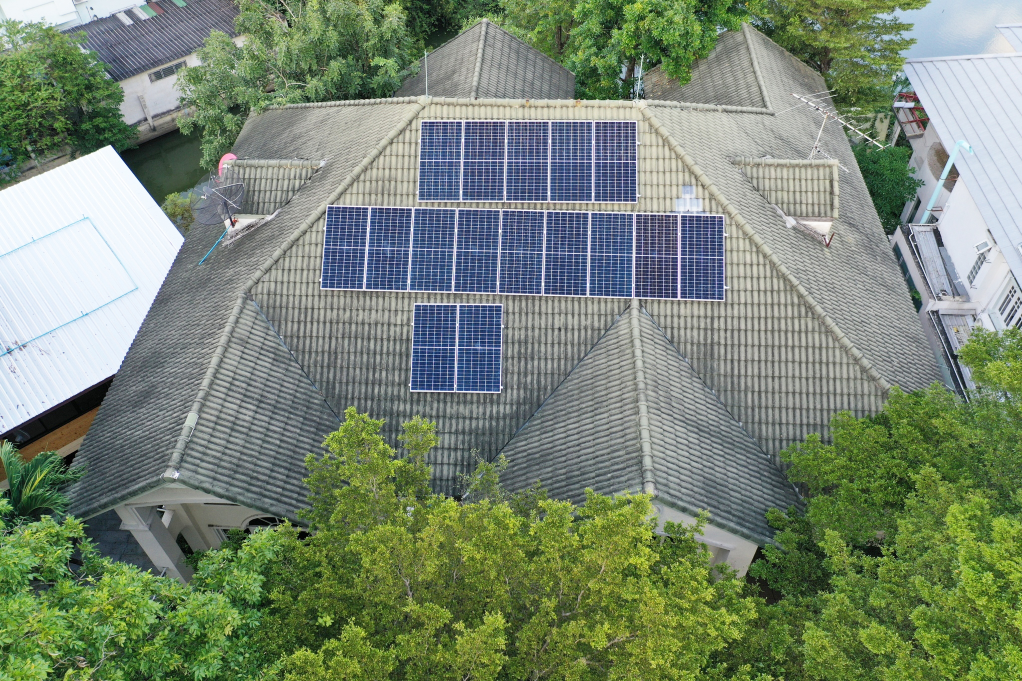 บ้านพักอาศัย – 6.56 kWp.