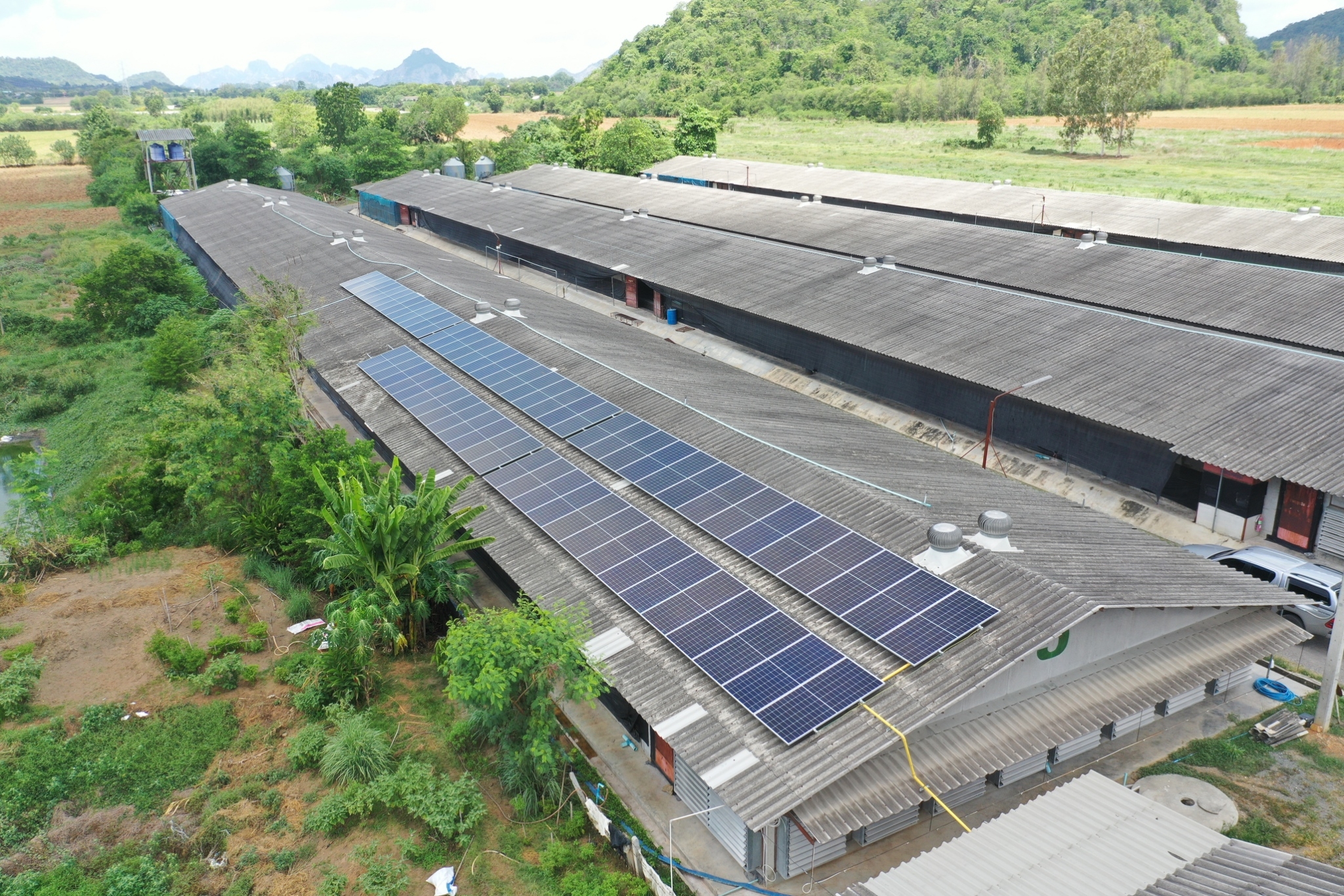 บ้านพักอาศัย – 37.45 kWp.